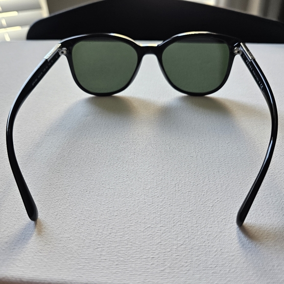 PRADA - sunglasses & Case - Picture 4 of 13